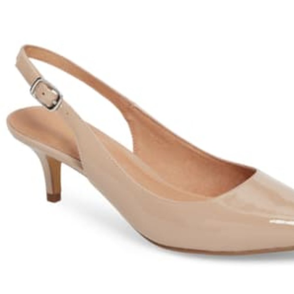 Halogen slingback pump size 5.5